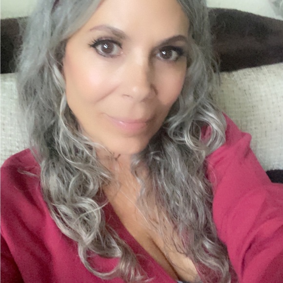 Meet your Posher, Janis - Picture 1 of 5